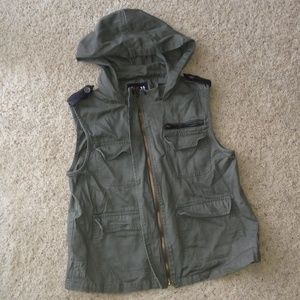 Boy Meets Girl | Olive Green Vest (NWOT)